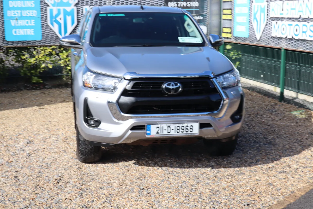 2021 TOYOTA HILUX DOUBLE CAB - Image 2