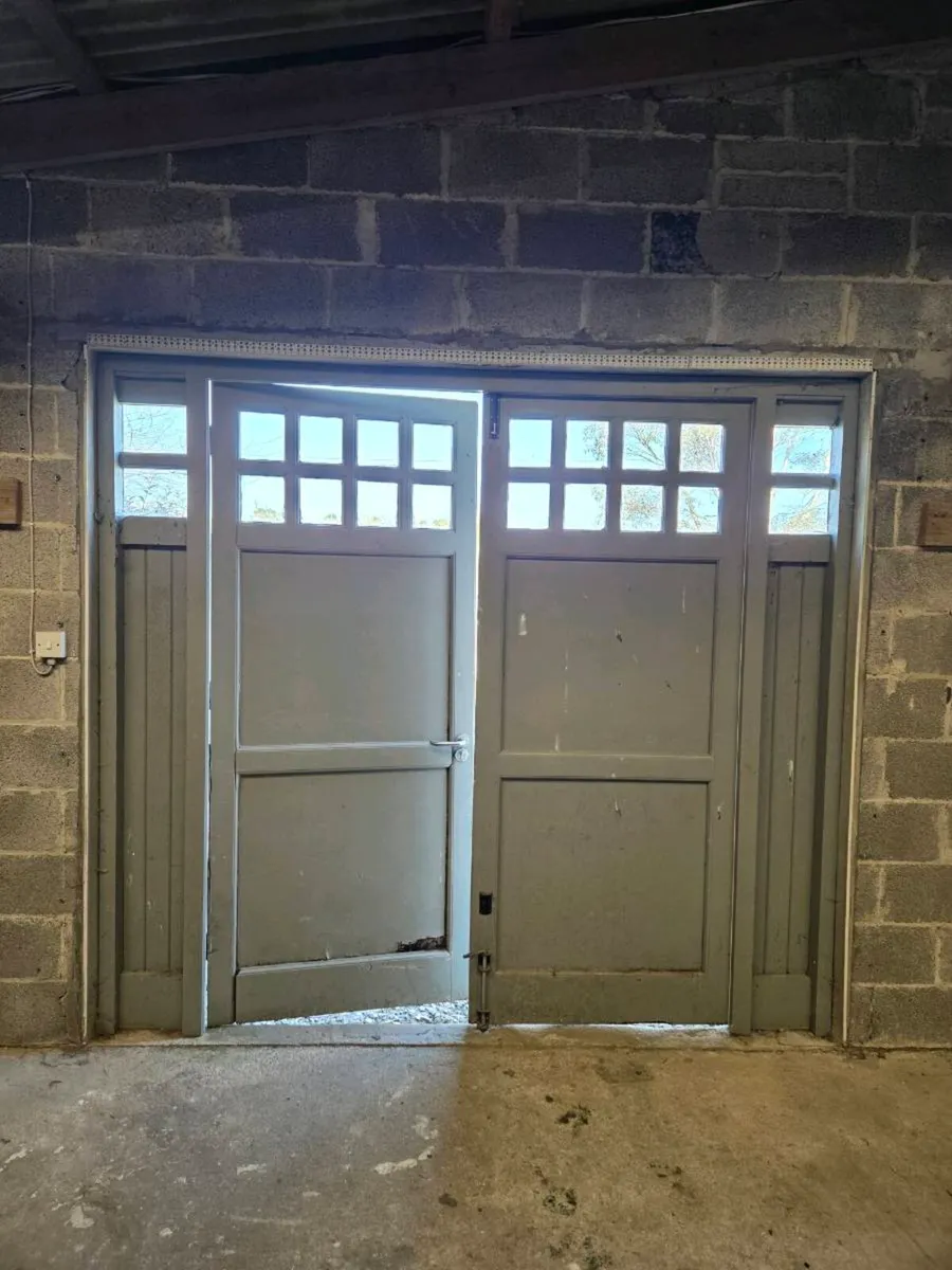 Garage Door Frame - Image 4