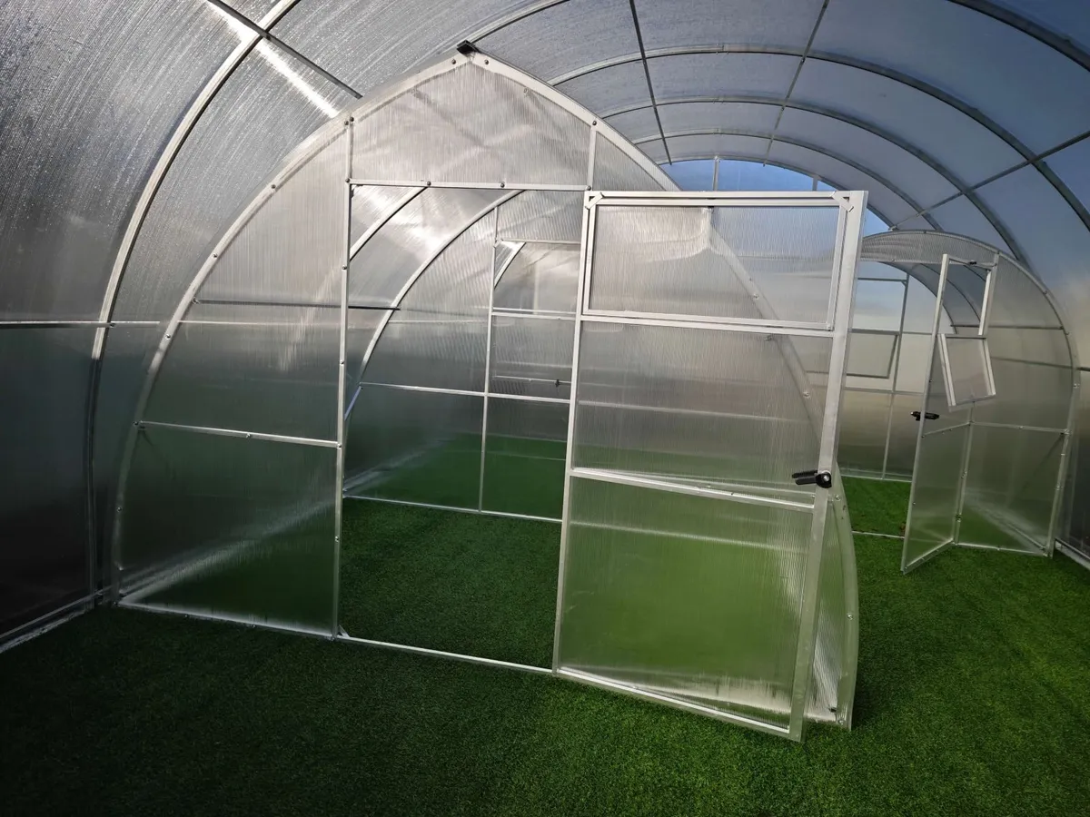 PREMIUM TITAN Polycarbonate greenhouse - Image 2