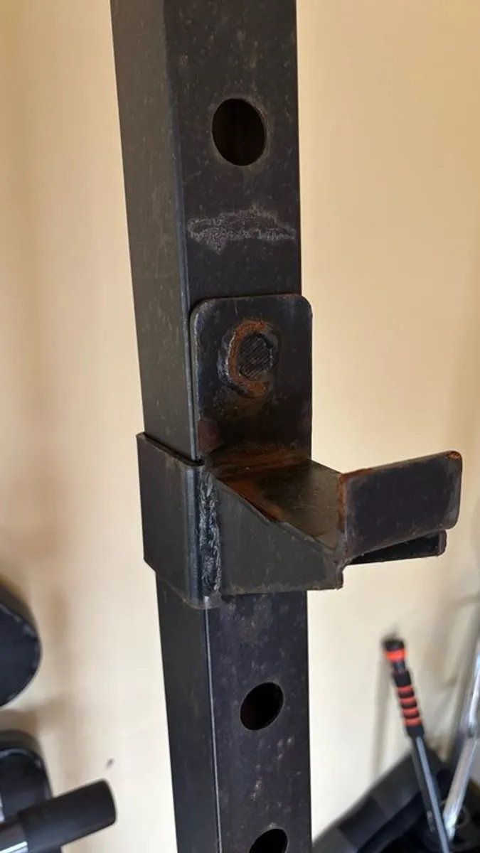 Rock Solid semi-commercial half rack - Image 4