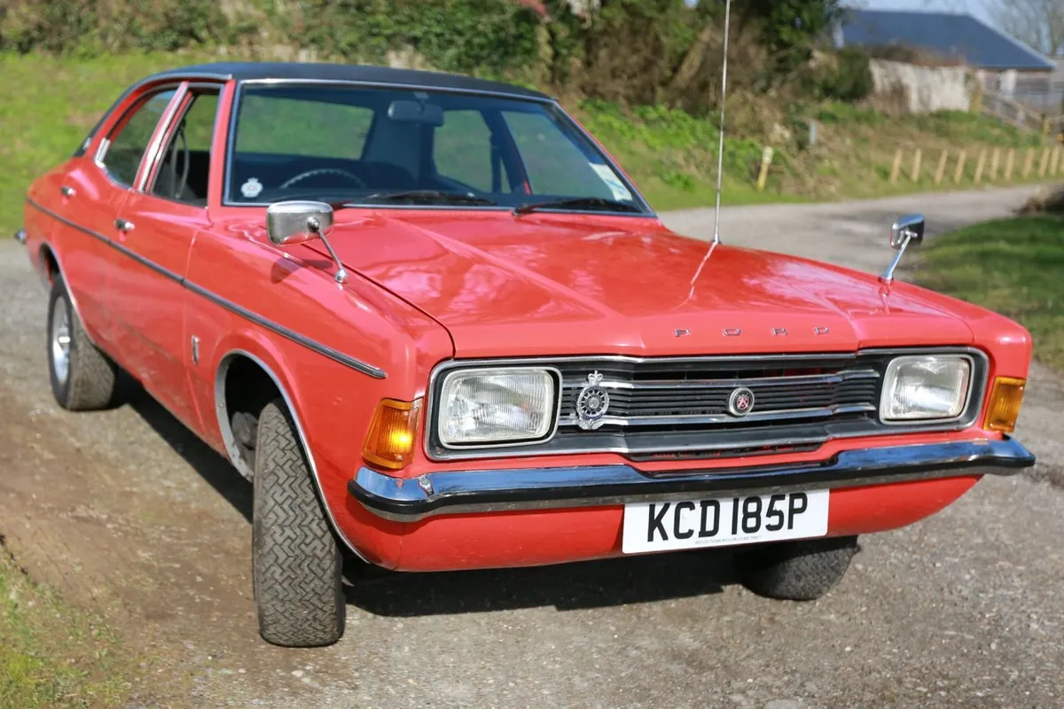 Vintage Ford Cortina MK3 ?? Front Grille - Image 2