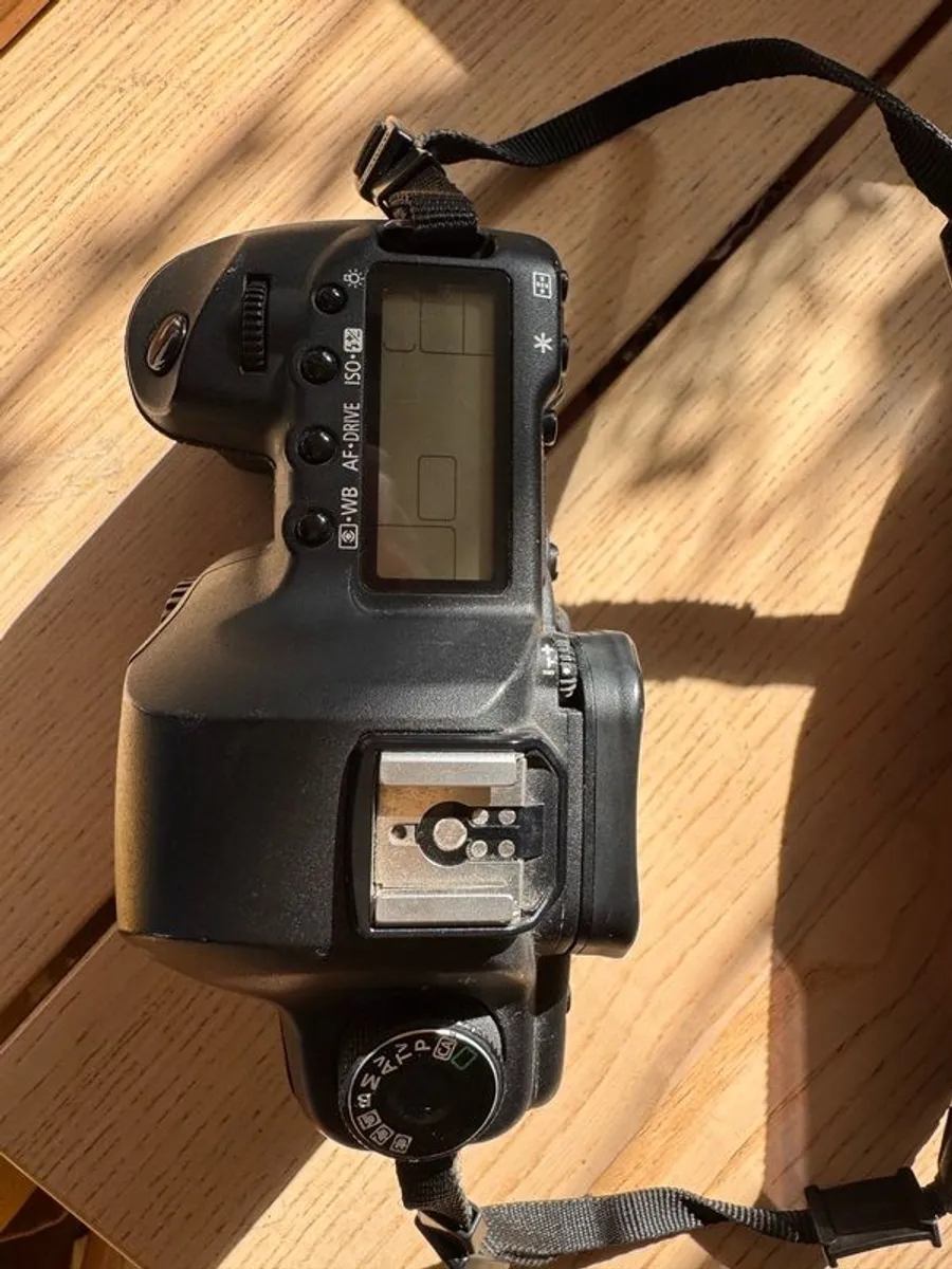 Canon EOS 5D Mark II 38k Shutter - Image 4