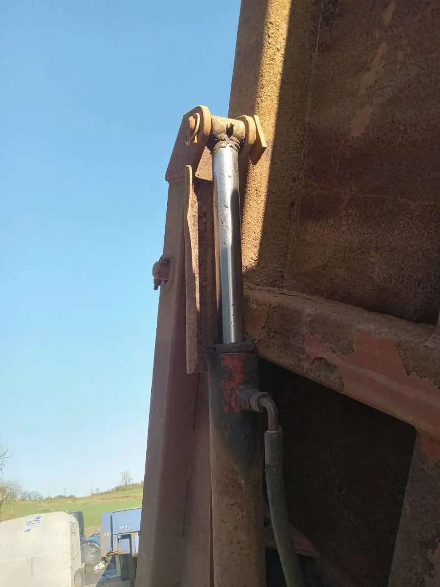 12t dump trsiler - Image 4