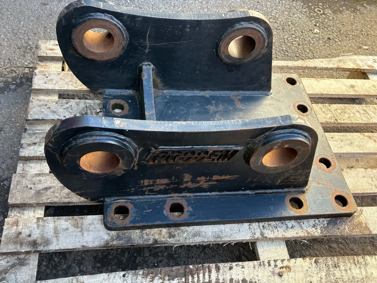 70MM Hammer cradle / attachment - Image 3