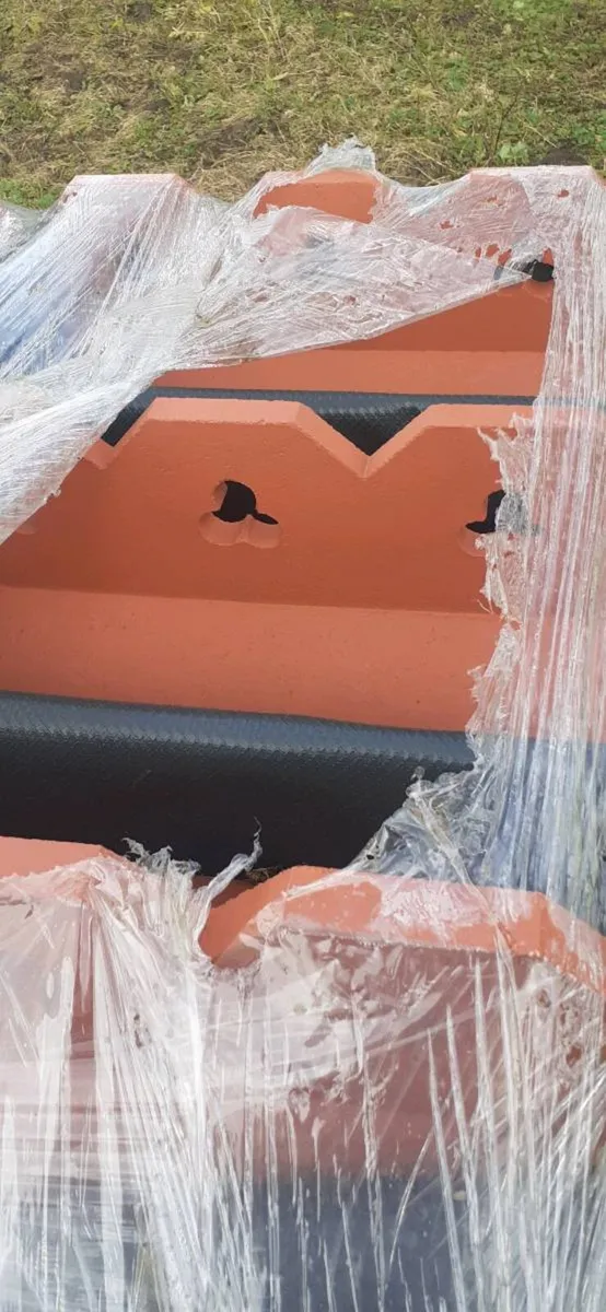 Bangor slates chimney pots floor ridge roof tiles - Image 4