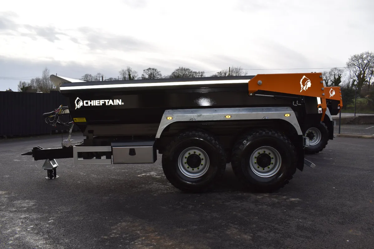 18t Half pipe dump trailer - Image 1