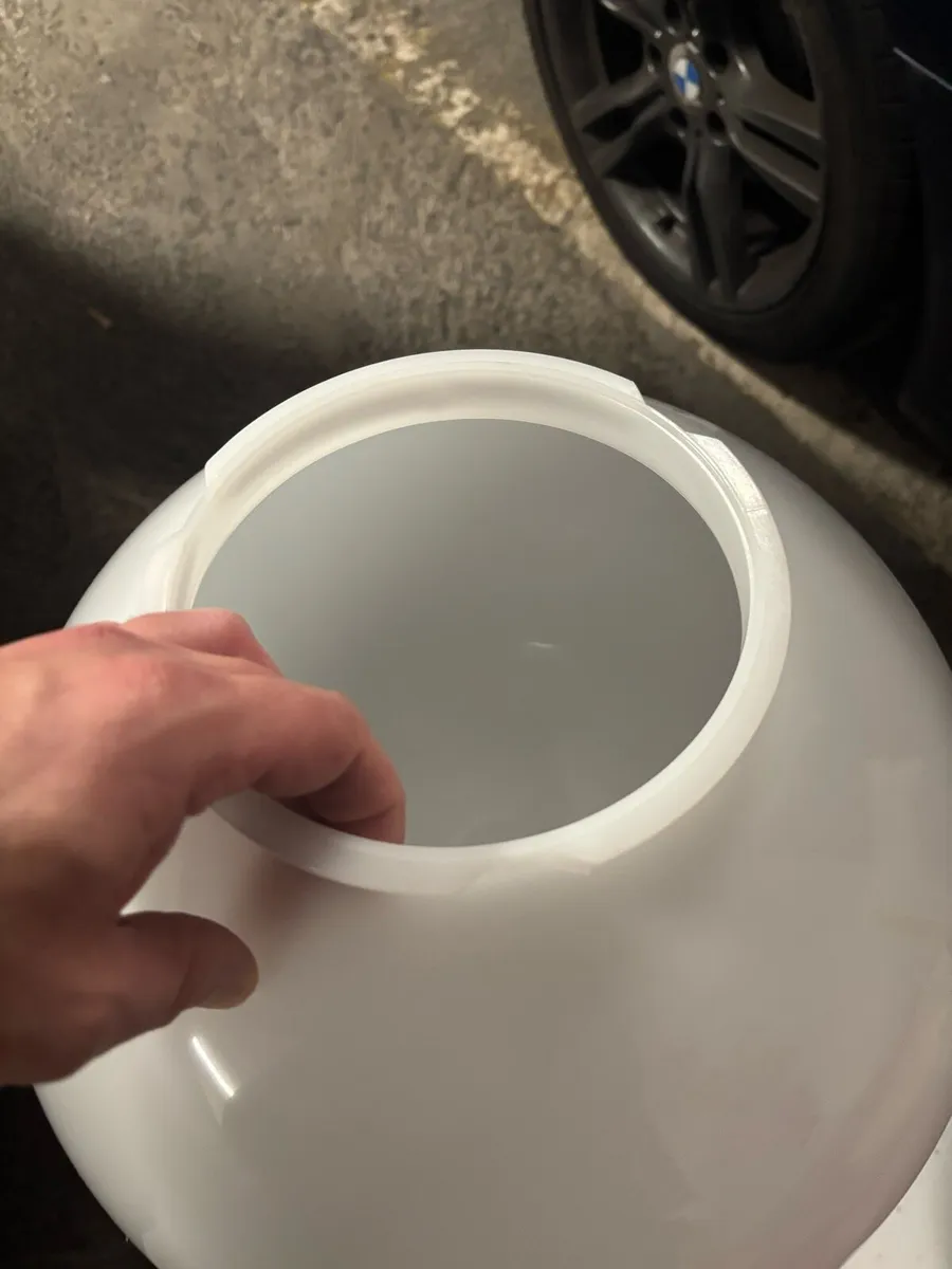 4 x Globe Lamp Shade - Image 2