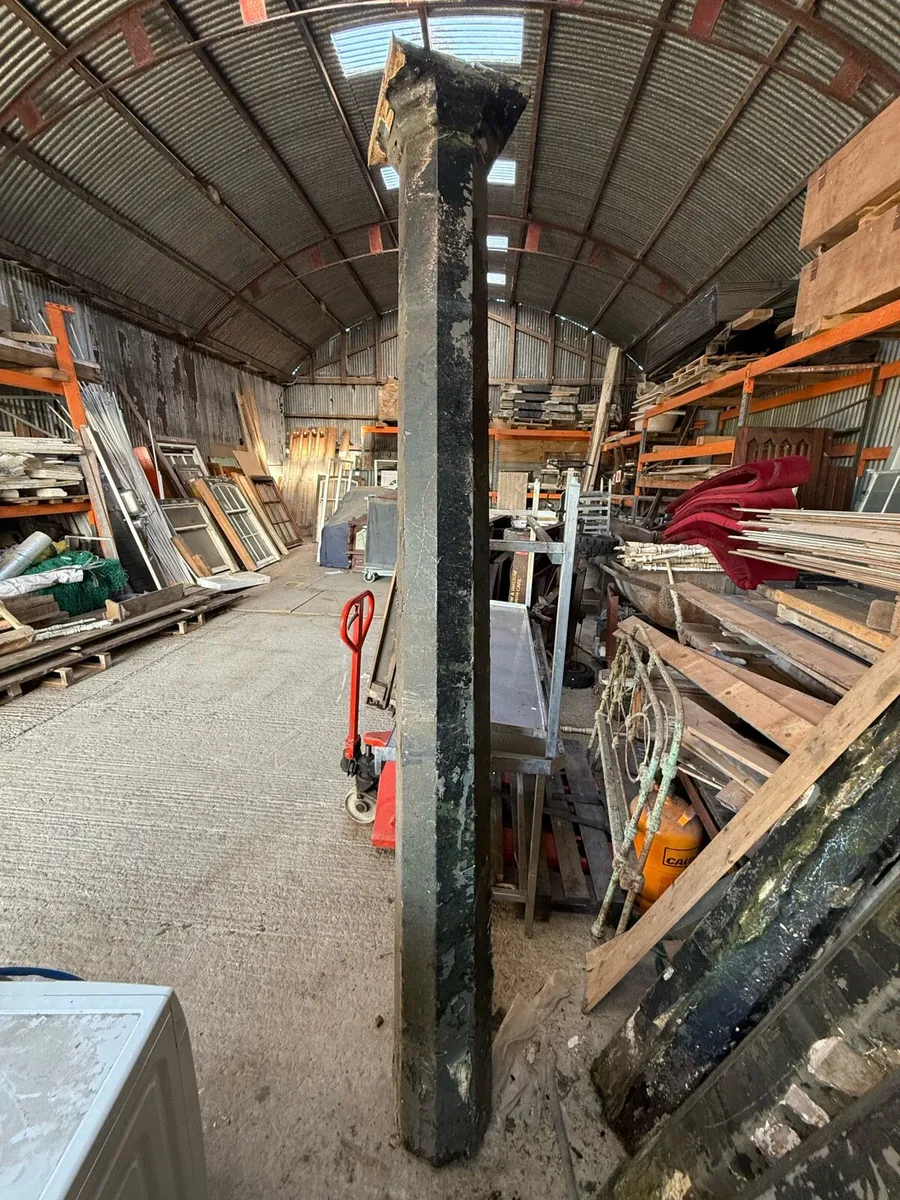 Reclaimed hexagonal beams - Image 1