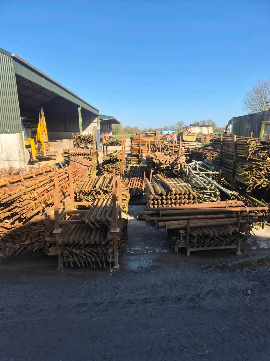 scaffolding - Image 1