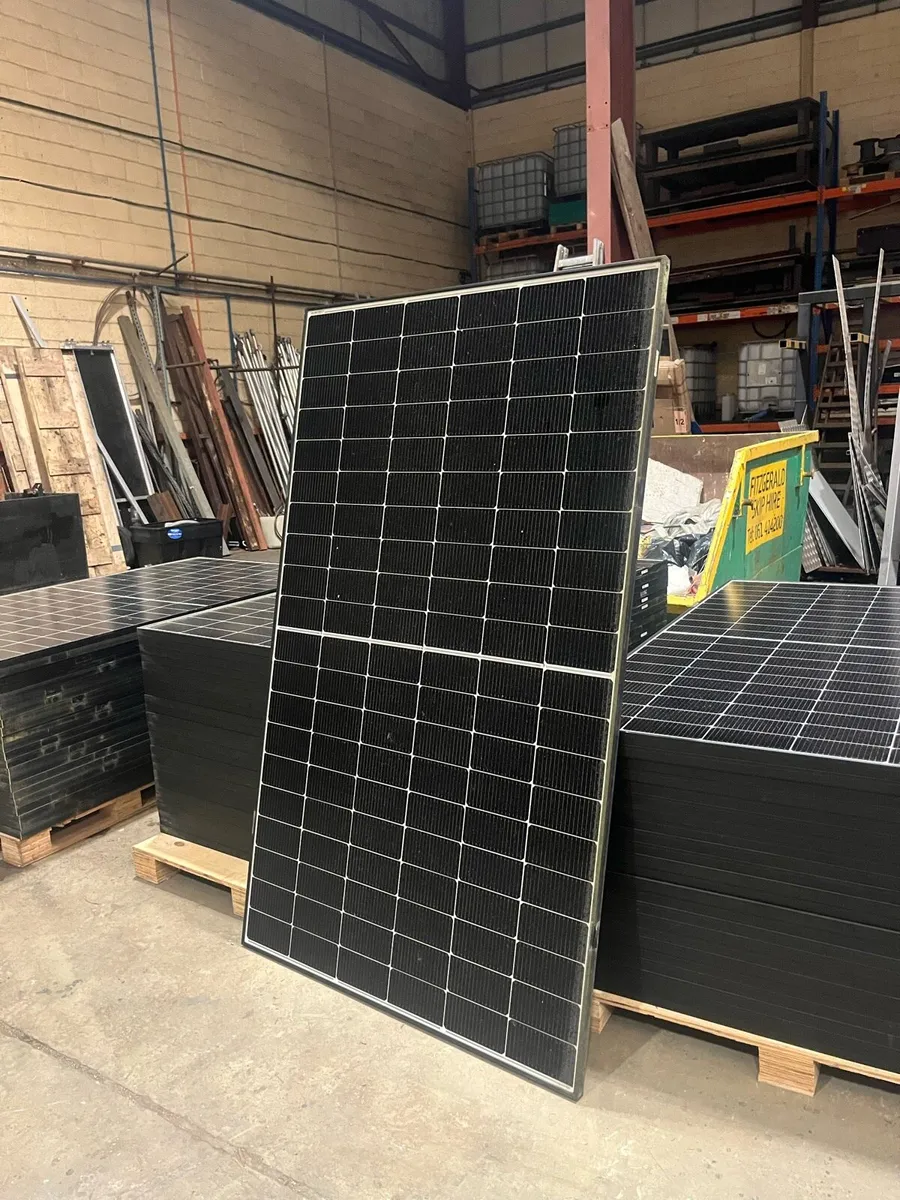 Jinko 470 watt solar panels - Image 1