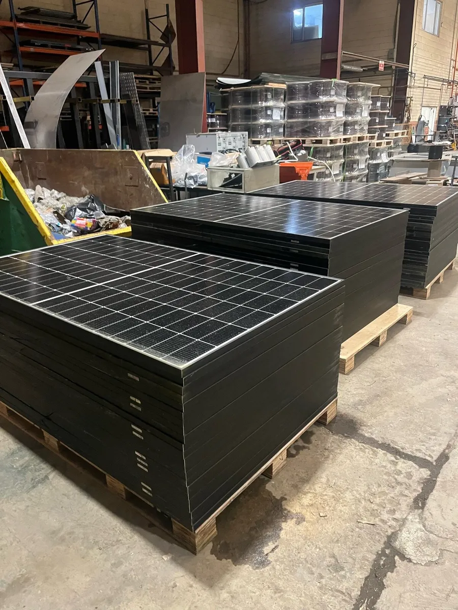 Jinko 470 watt solar panels - Image 2