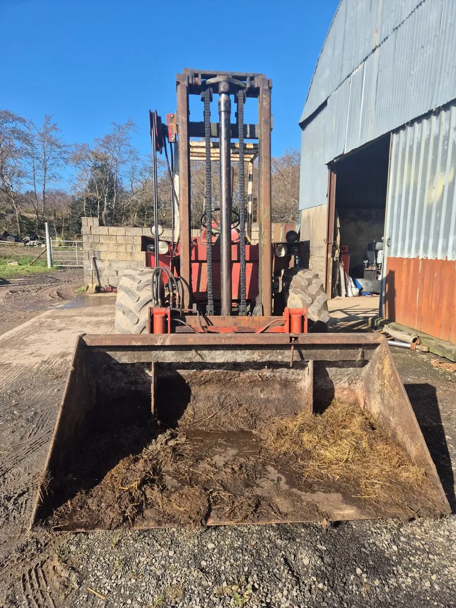 Manitou forklift - Image 3