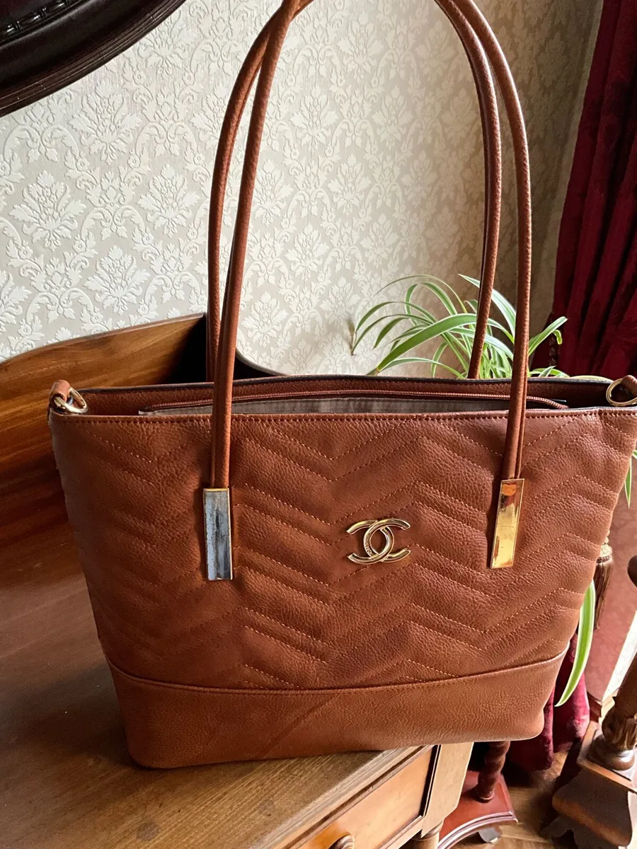 Lady’s Brown Handbag - Image 1