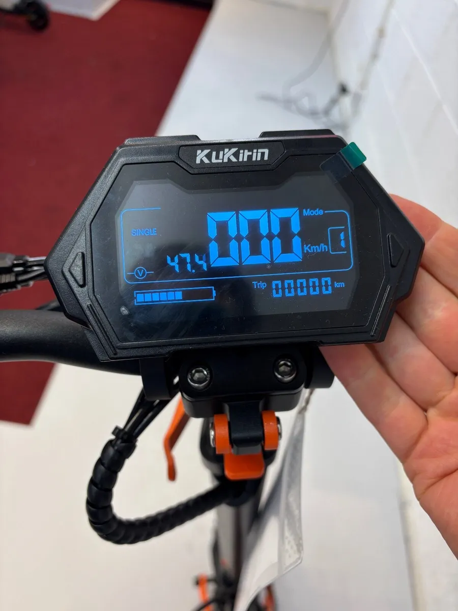 Kukirin G2 PRO Electric Scooter - MARCH SALE!!! - Image 3