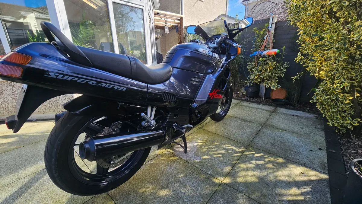 Honda CBR Hurricane 750 - Image 3