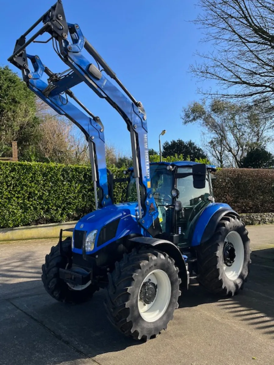 New Holland T5.110 c/w NH 685 LA Loader - Image 1