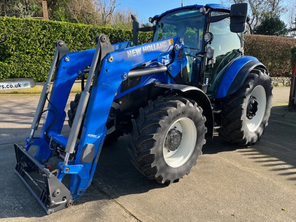 New Holland T5.110 c/w NH 685 LA Loader - Image 4