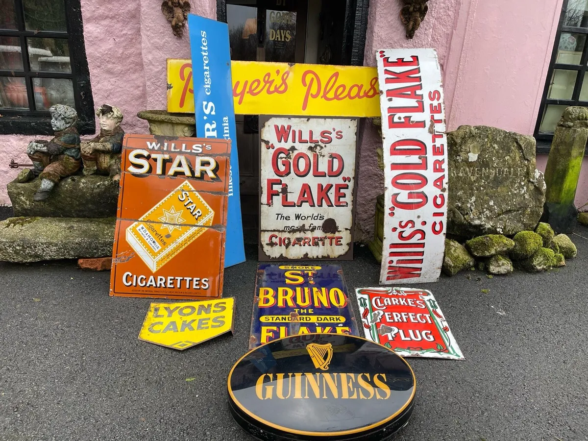 Irish pub memorabilia - Image 4