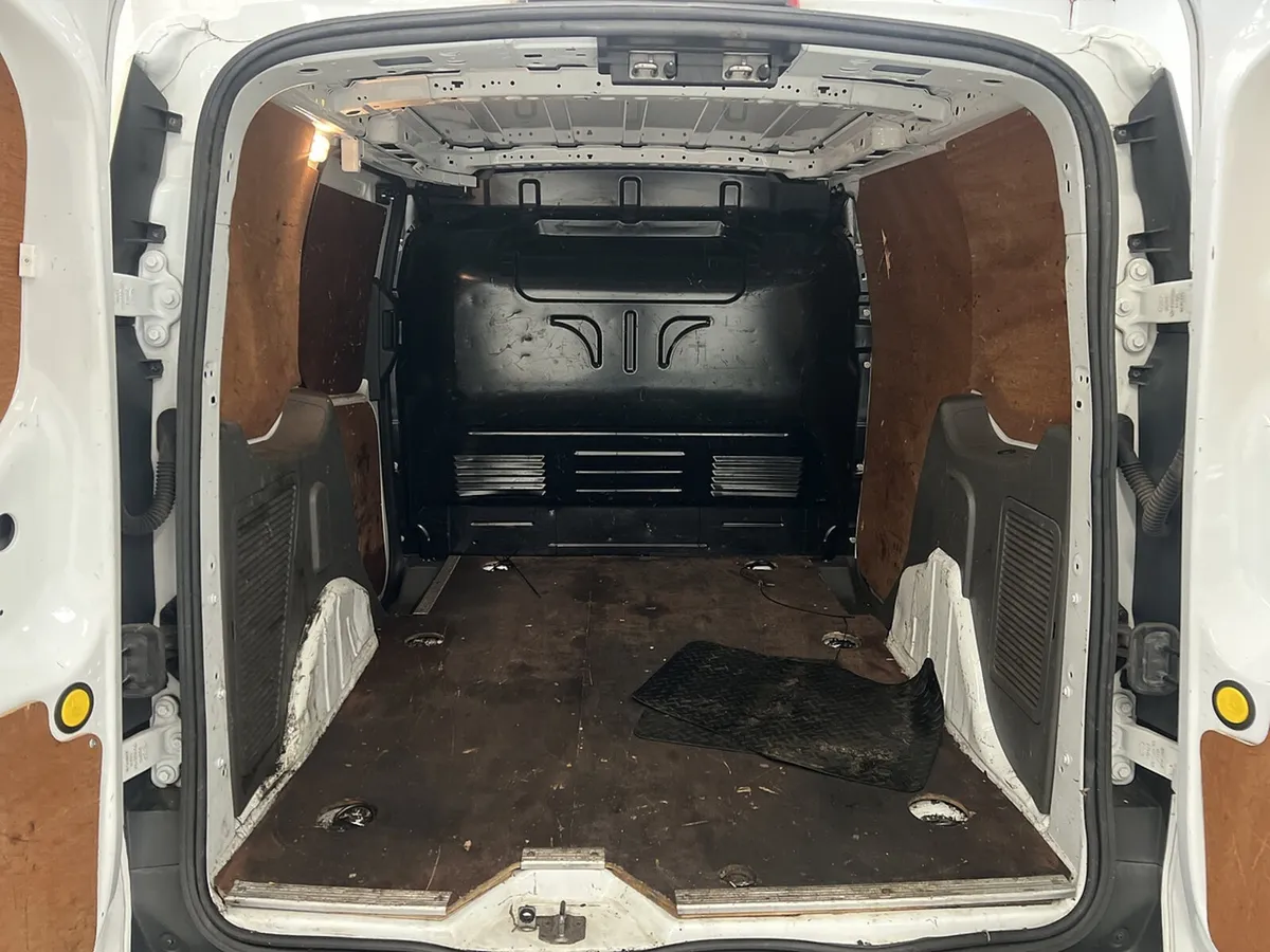 2020 Ford Transit Connect Small Panel Van - Image 4