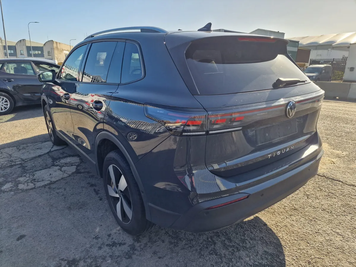 25 VW TIGUAN  2.0 TDI DSG (DXP) FOR BREAKING - Image 3