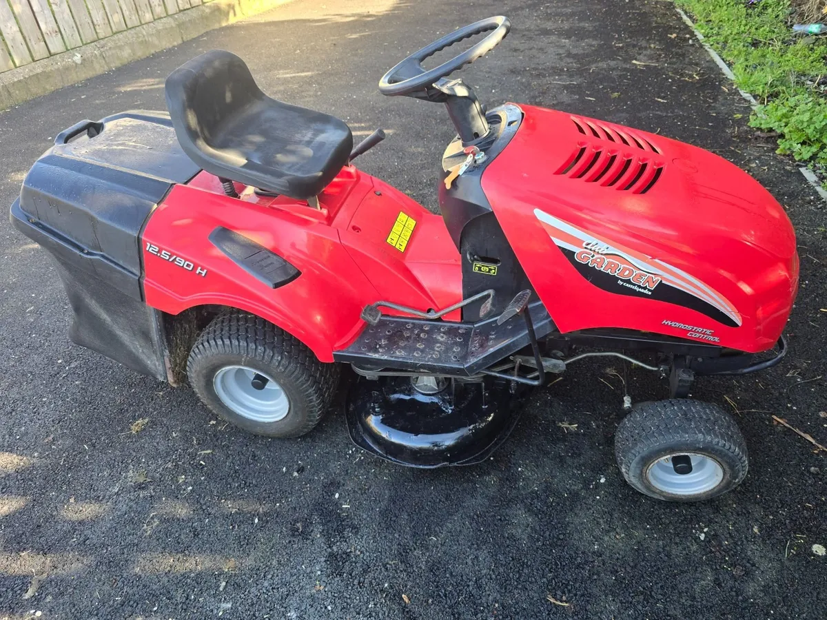 Ride on mowers all different - Image 3