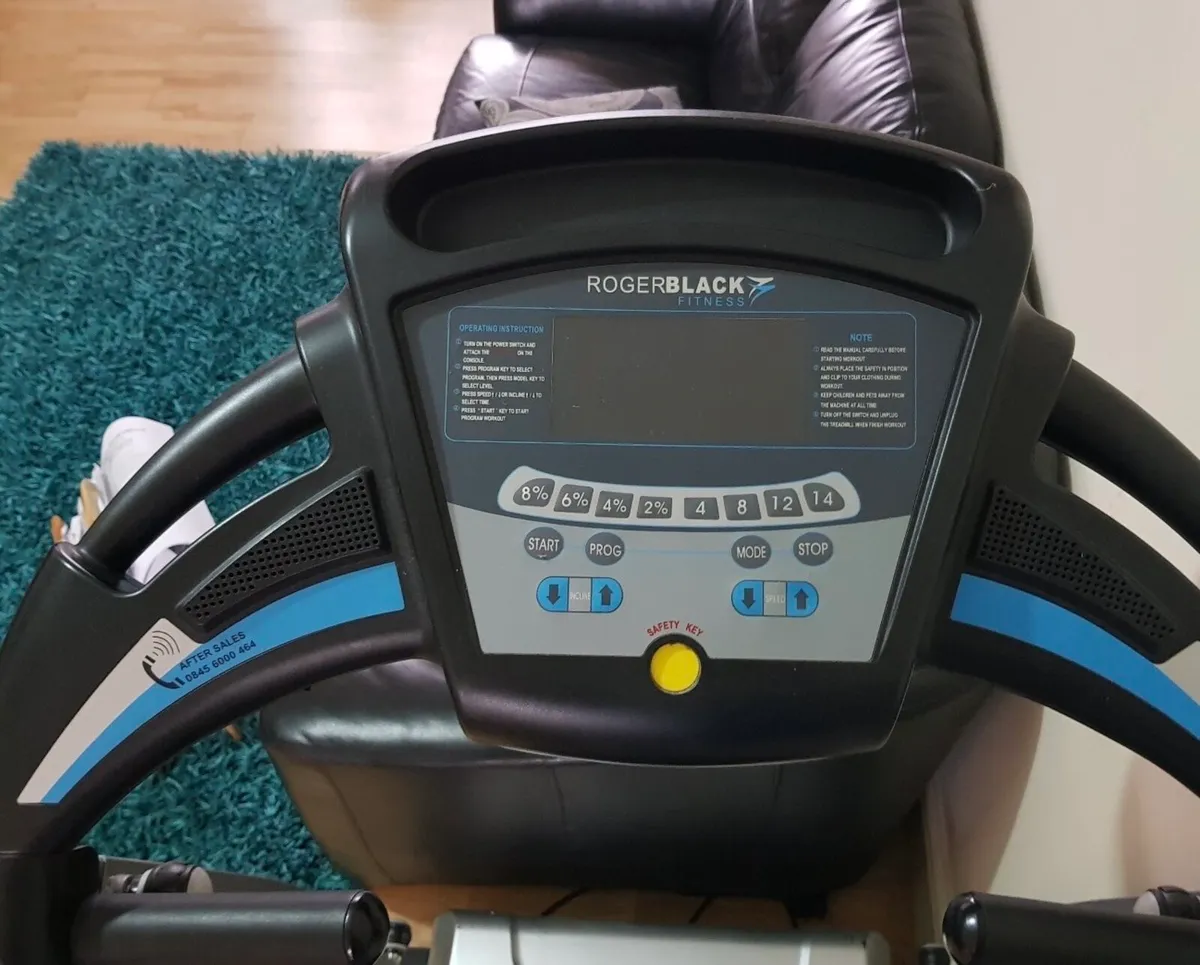 Roger black gold medal treadmill 1-16km/1-10% incl - Image 2