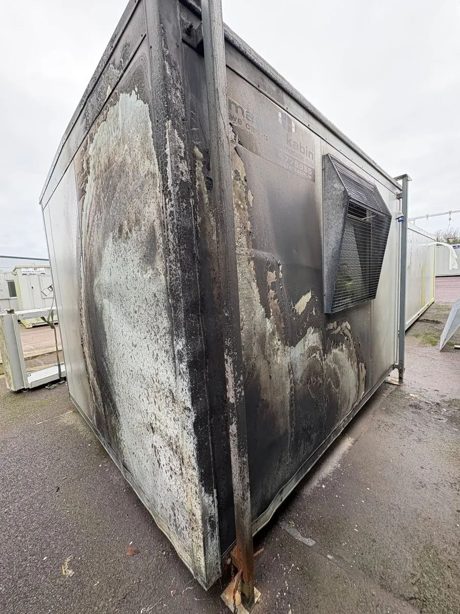 3.6m x 3m Open Plan Office Cabin Fire Damage - Image 4