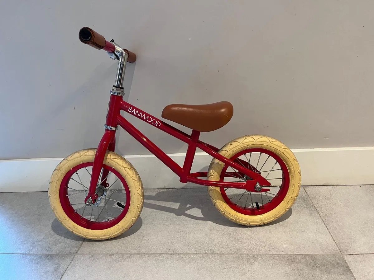 Kids banwood balance bike - Image 1