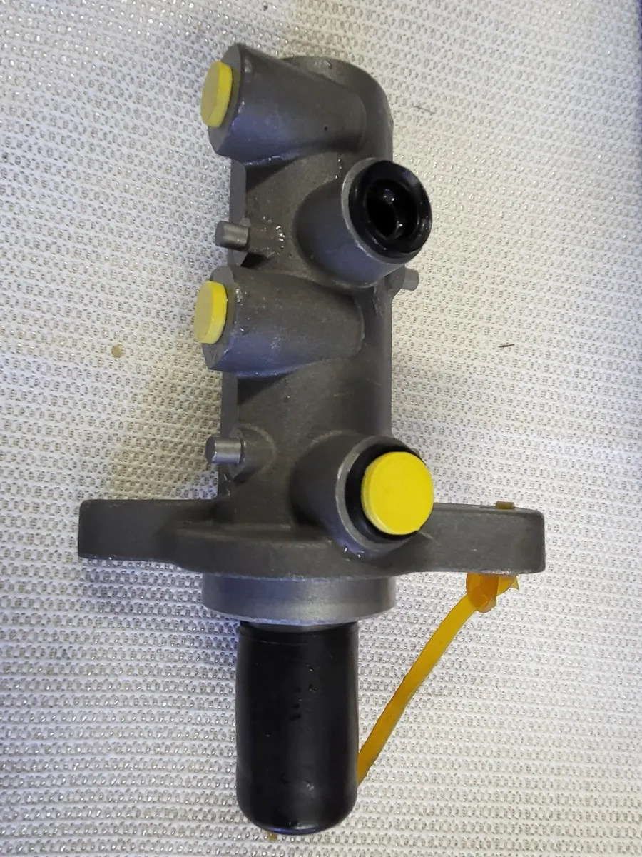 Brake Master Cylinder Peugeot Boxer - Image 3