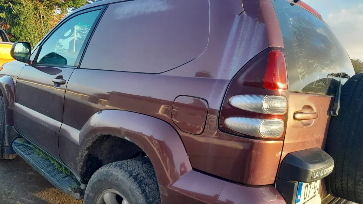 2007 Land Cruiser - Image 4