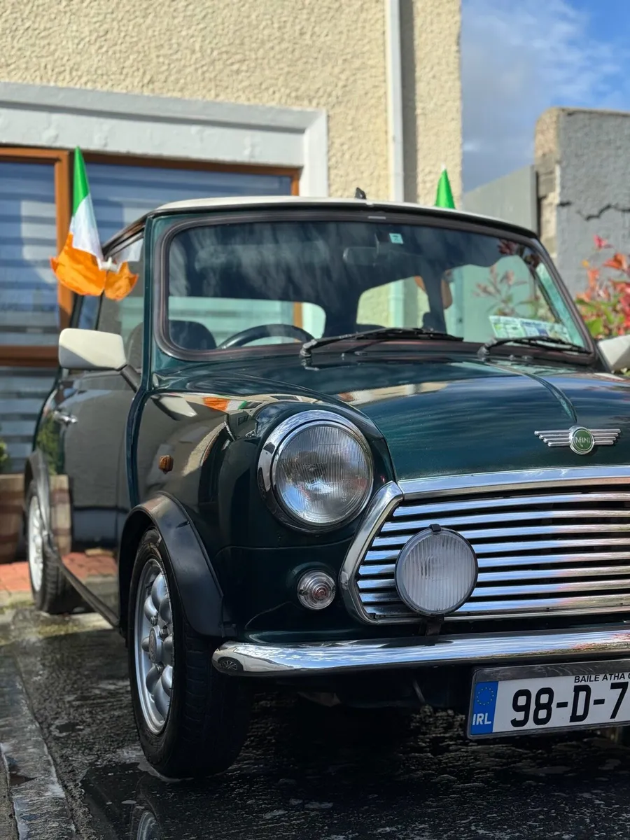 Austin Mini Cooper - Image 1