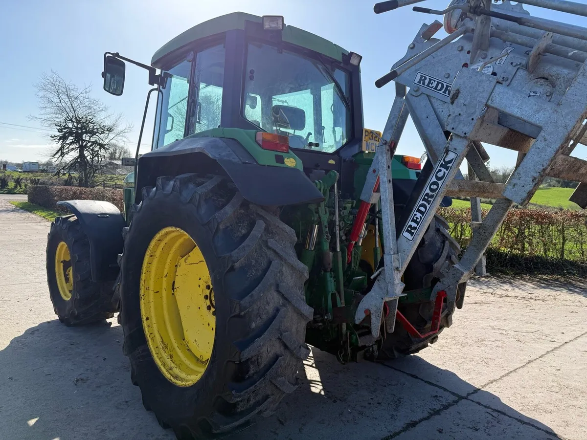 John Deere 6800 - Image 4