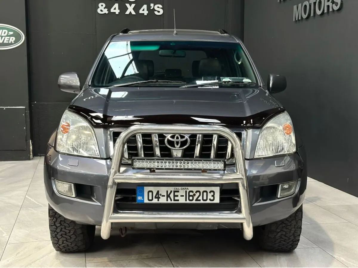 3.0 D D-4D N1 UTILITY AUTO - Image 4