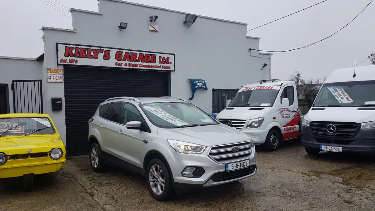 FORD KUGA CREWCAB TOP SPECK 120BHP VAT INVOICE - Image 1