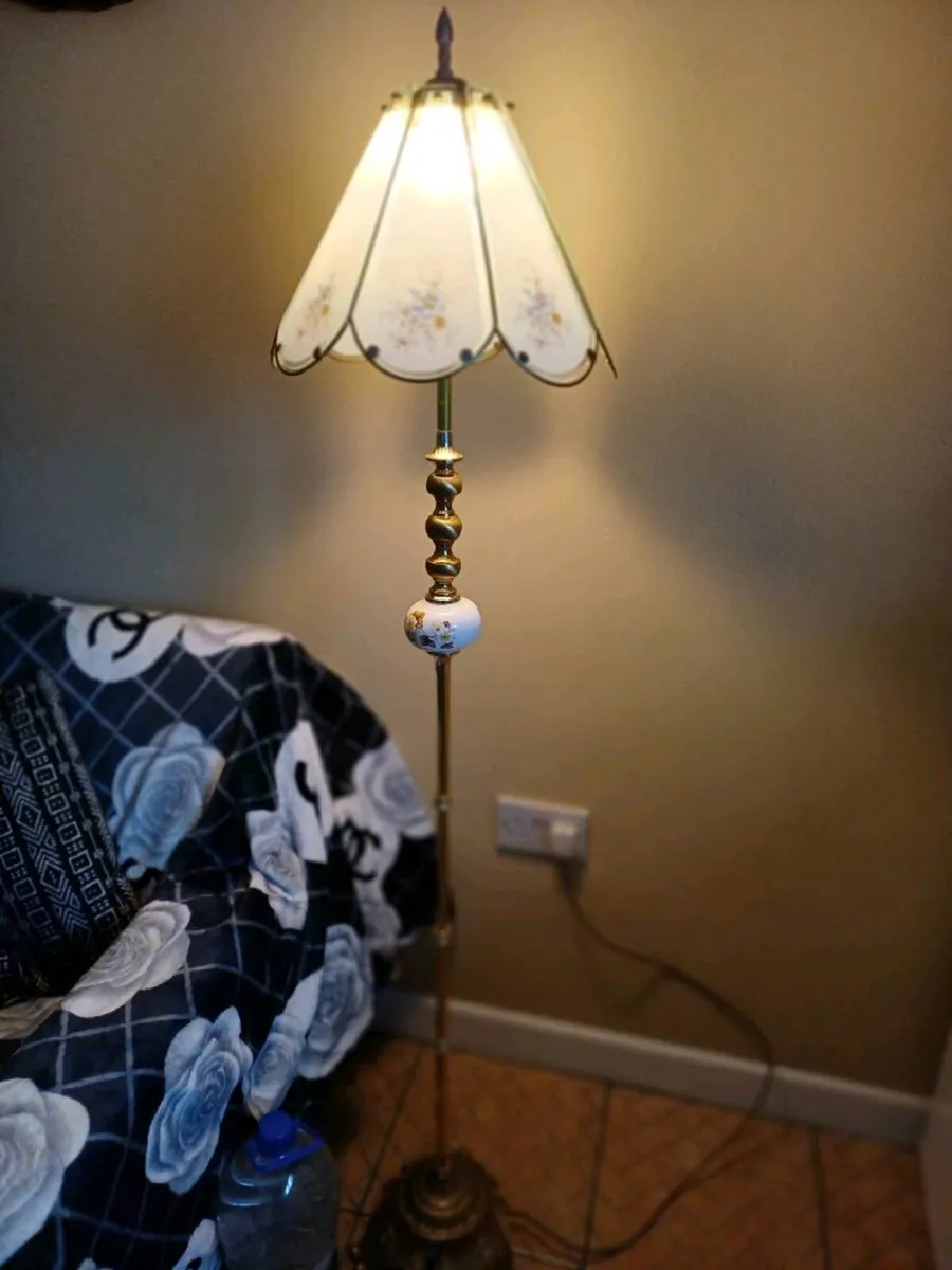 Vintage Floor Lamp - Image 3