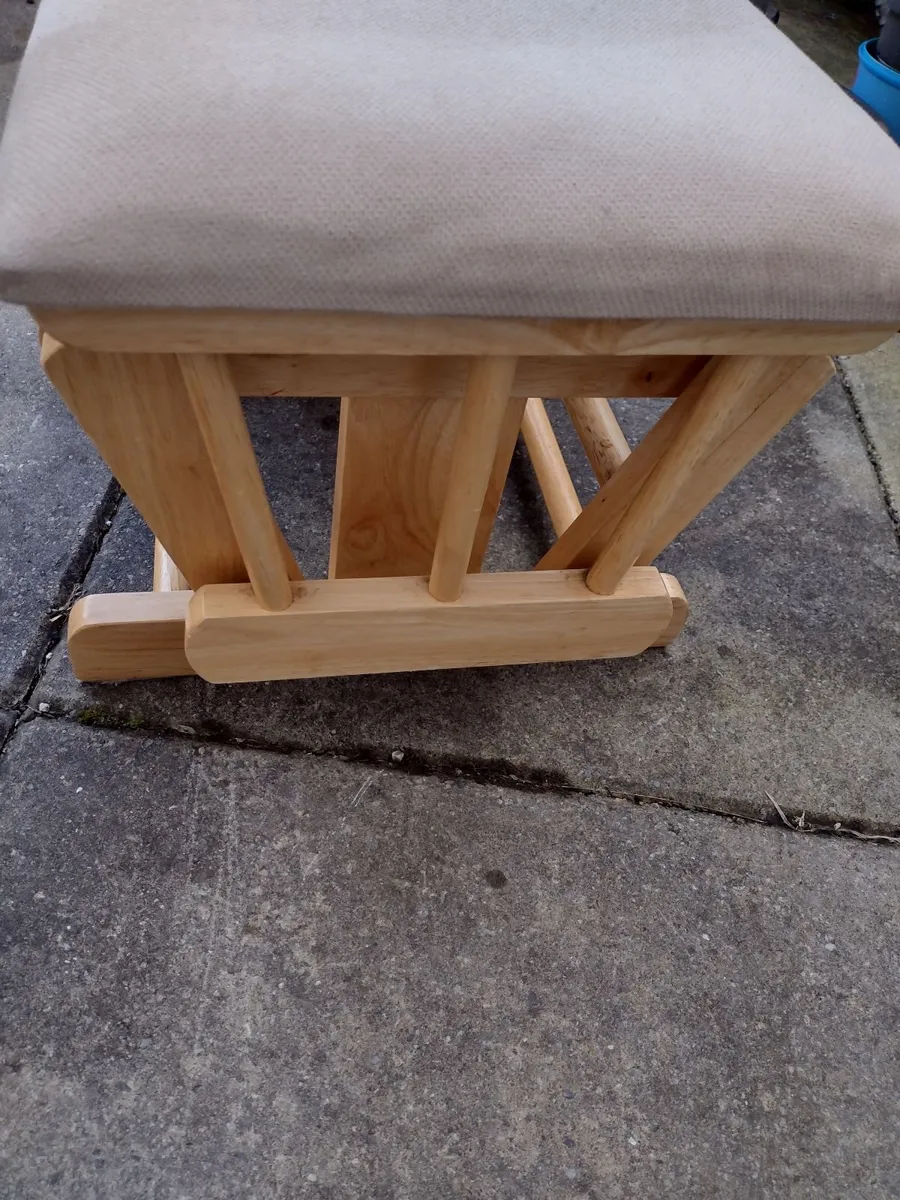 Heavy Oak slider foot stool - Image 3