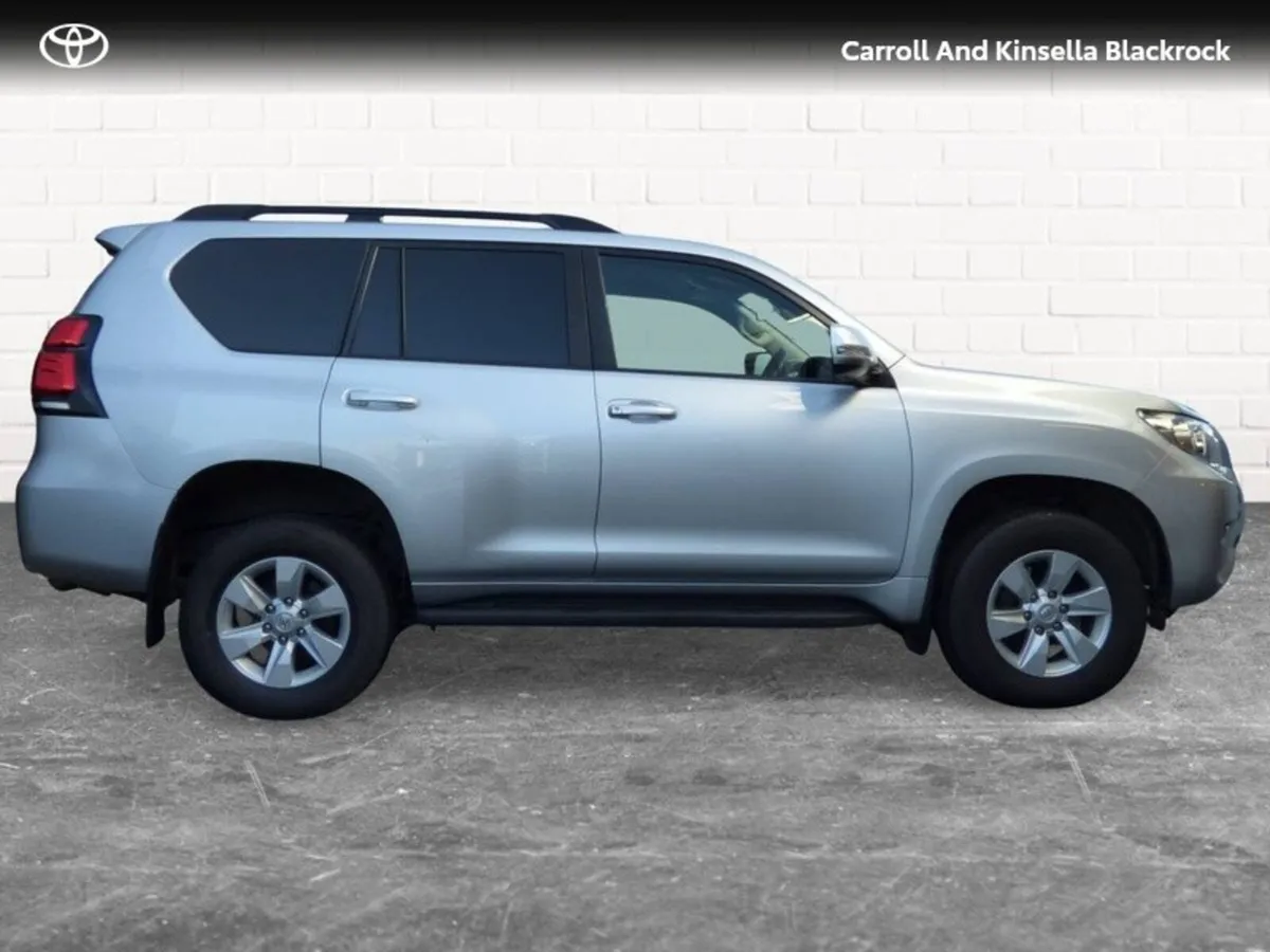 Toyota Land Cruiser LWB Commercial - Image 3