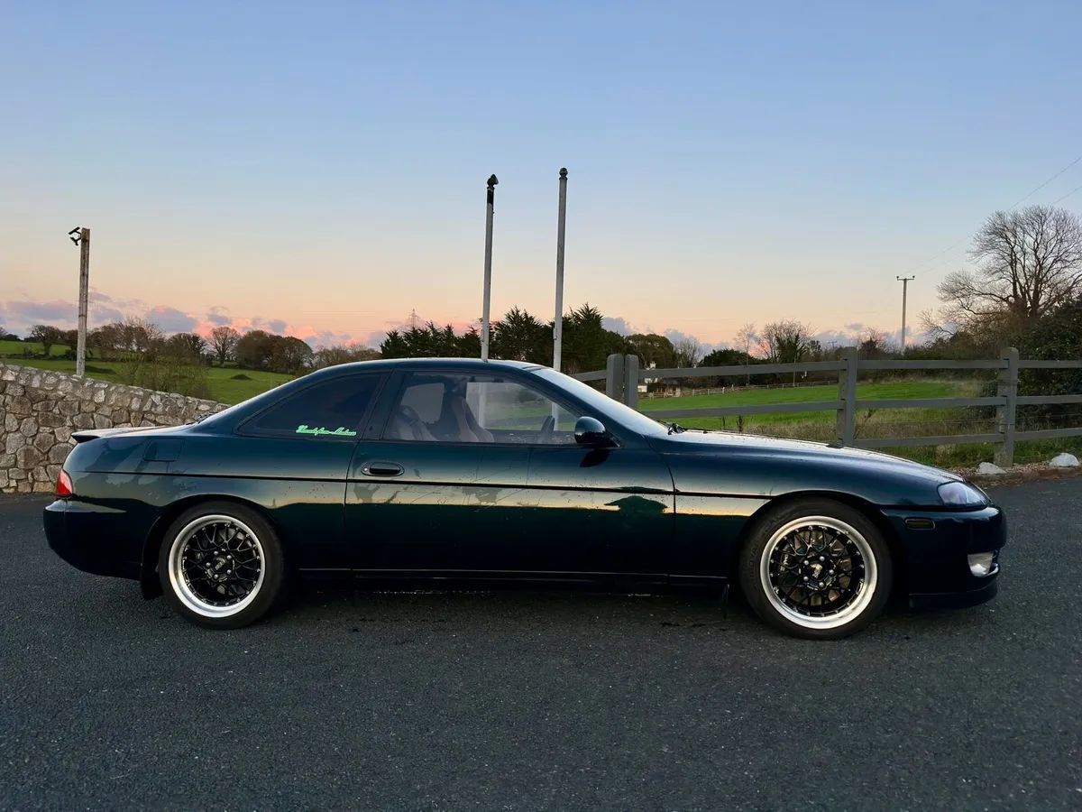 Toyota Soarer - Image 4