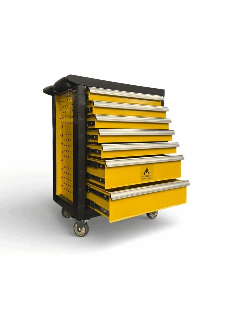 Detroit Industries 7 Drawer Tool Chest (Empty)