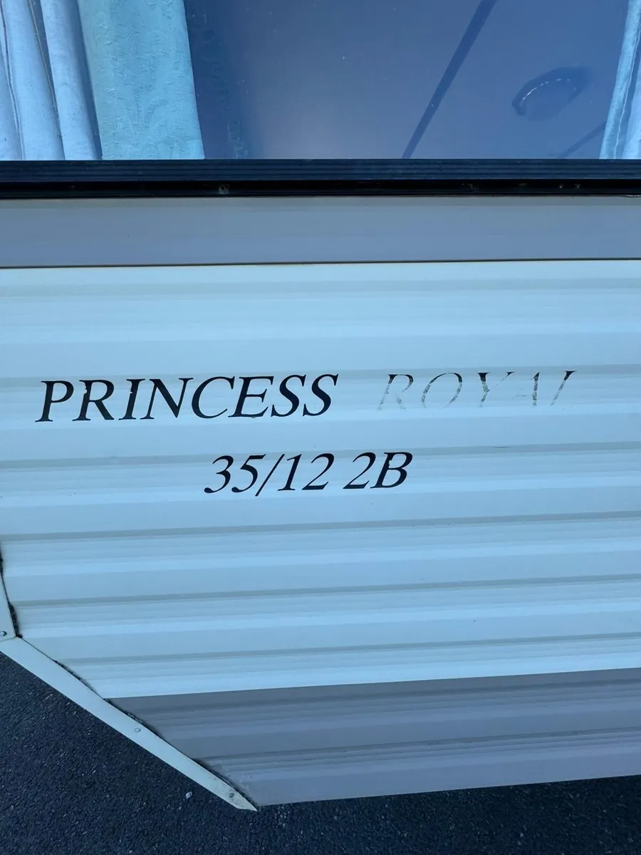 Princess Royal 35x12 2 Bedrooms - Image 2