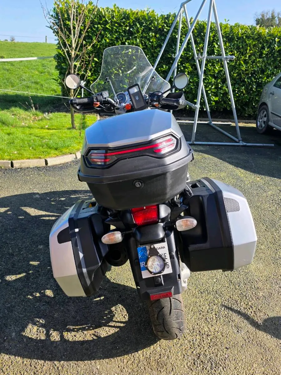 BMW Motorcycle R1150R - Image 3