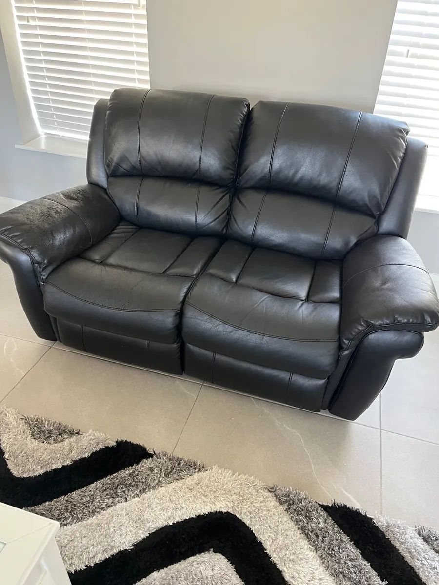 3 and 2 seater sofa - Image 3