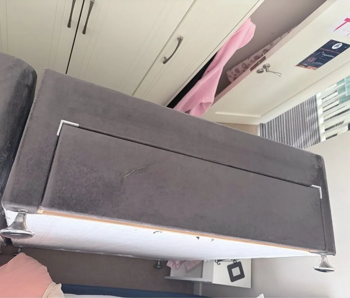 Divan Bed Frame w/Drawers & Headboard - Image 2