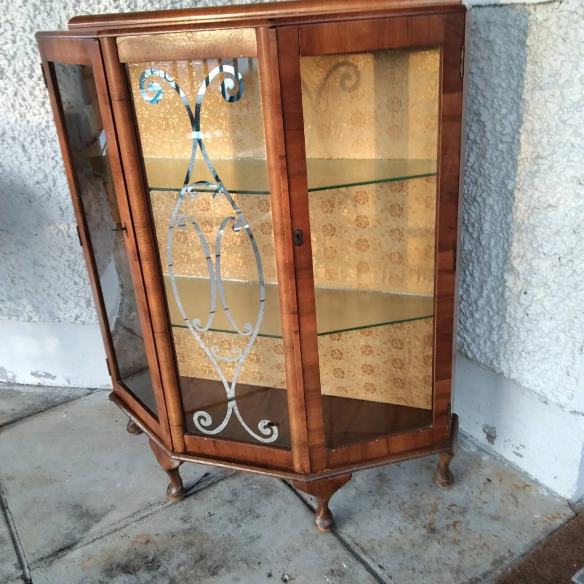 Vintage China Cabinet - Image 2