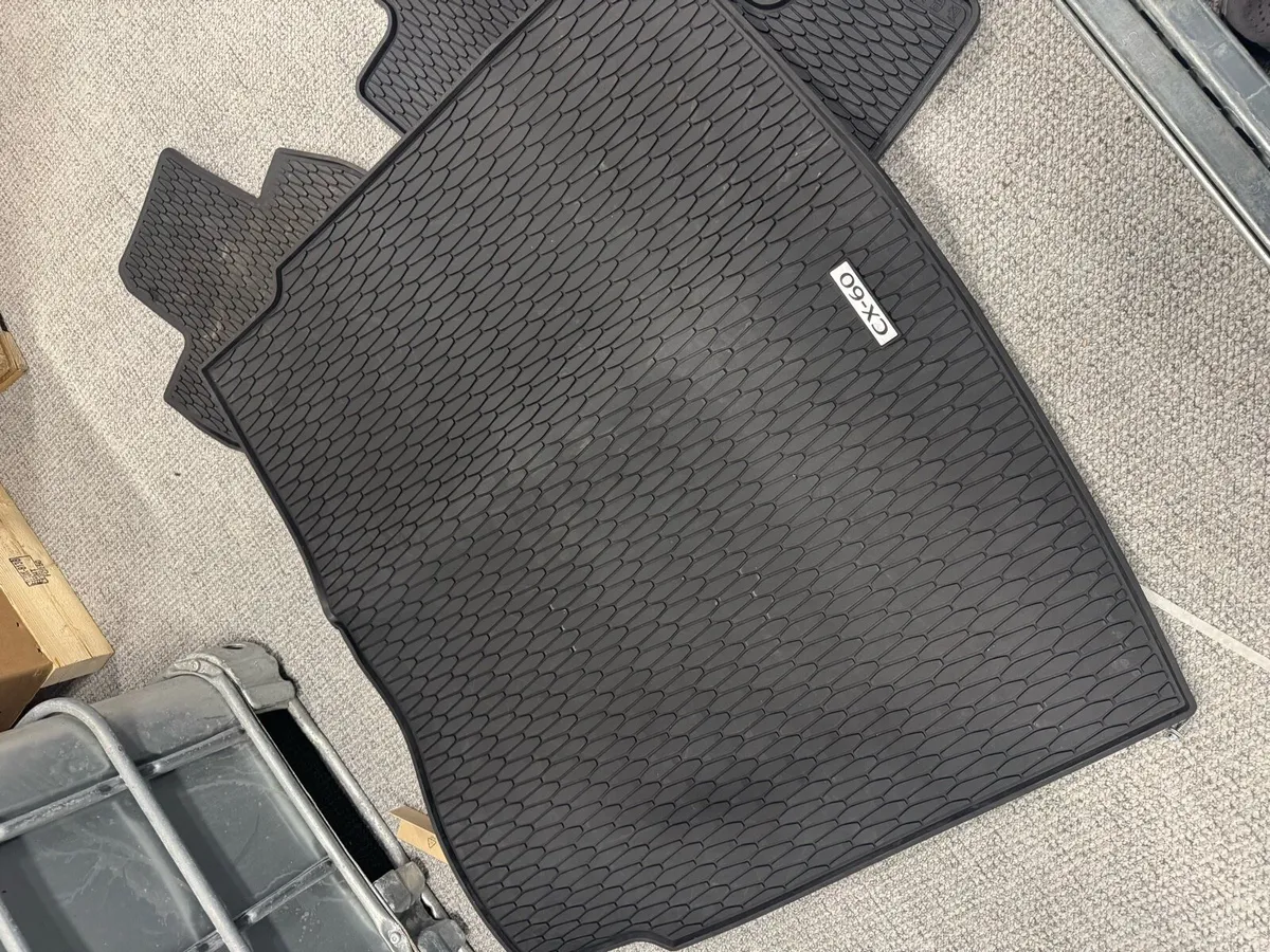 Mazda CX 60 Car Mats - Image 3