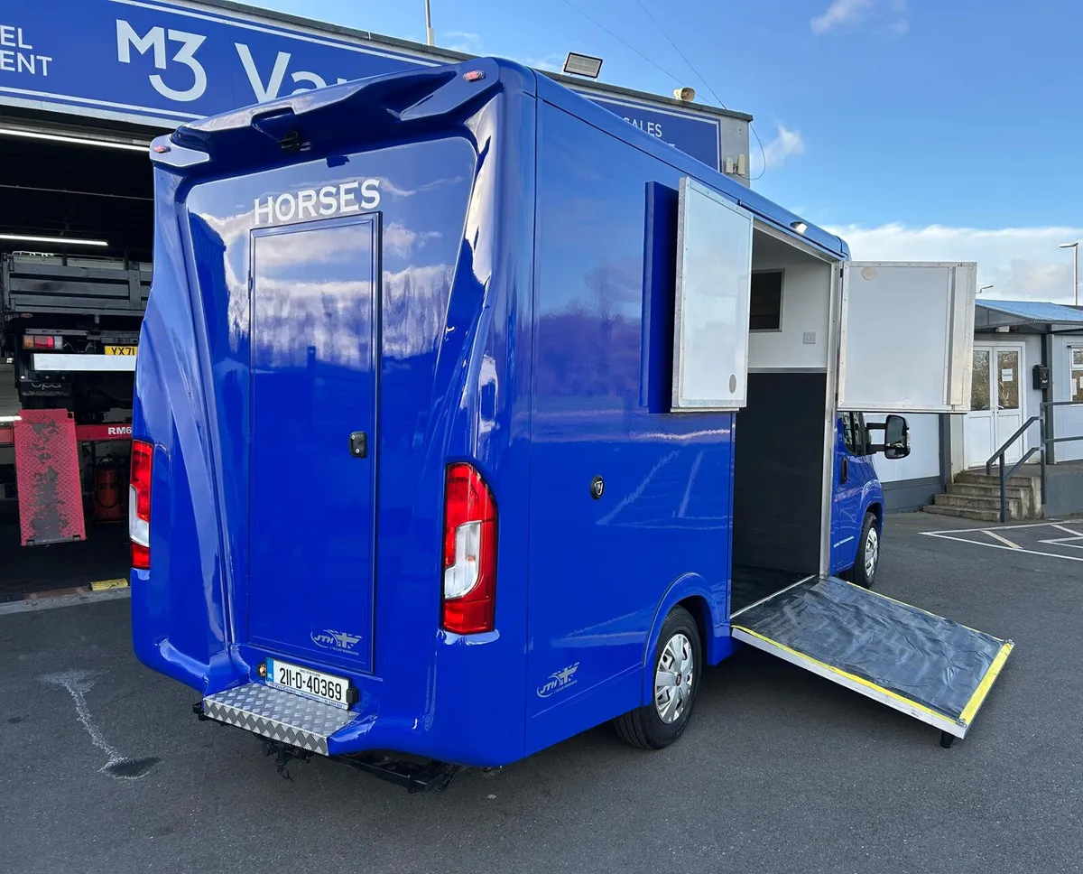 2021 FIAT DUCATO AUTO BRAND NEW HORSE BOX - Image 4