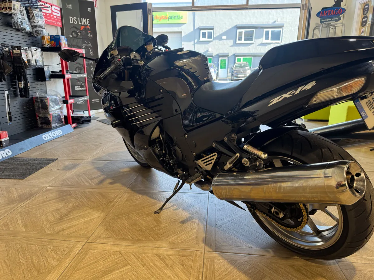 Kawasaki ZZR 2008 - Image 4