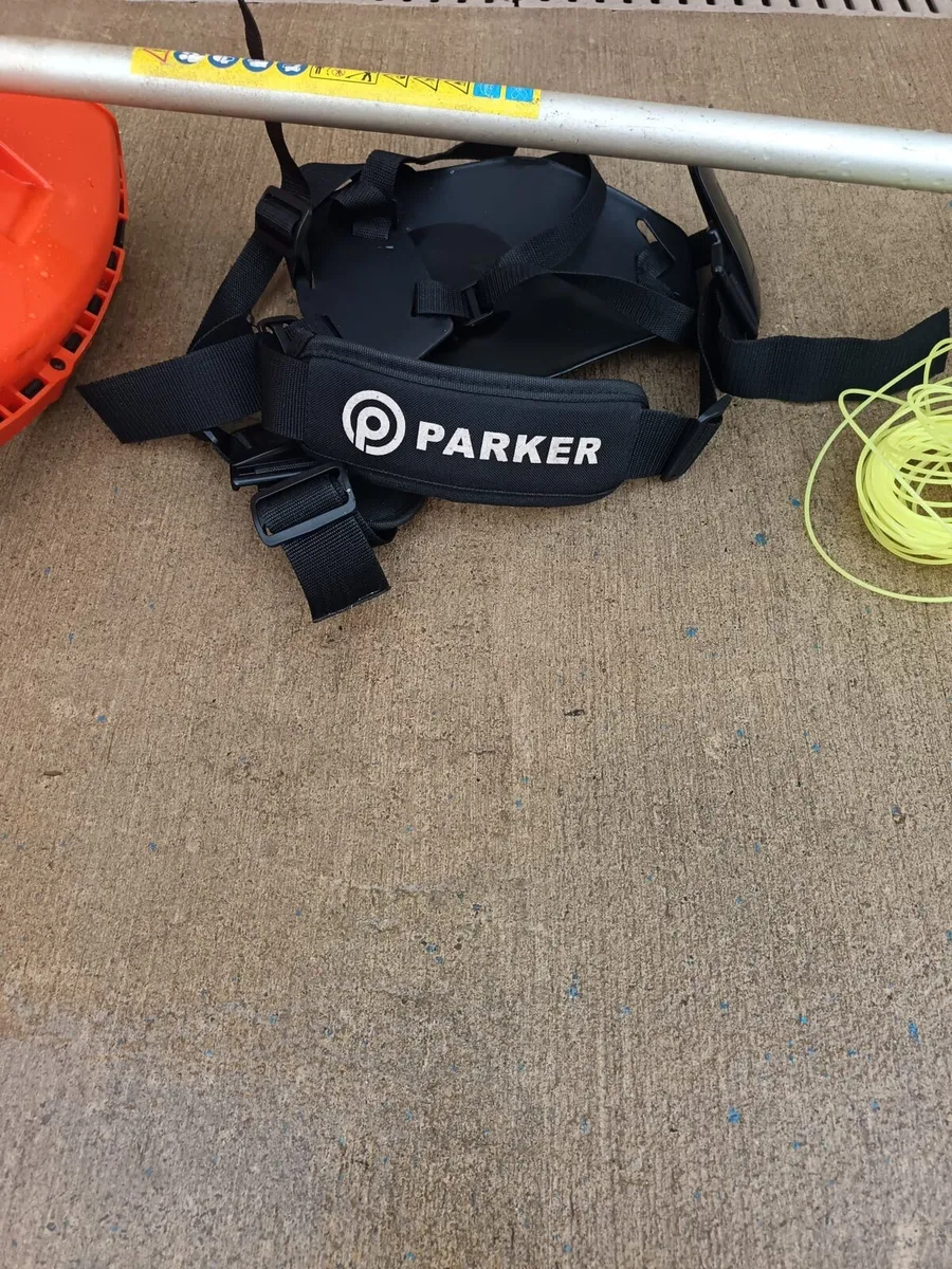 Heavy duty commercial grade strimmer - Image 3