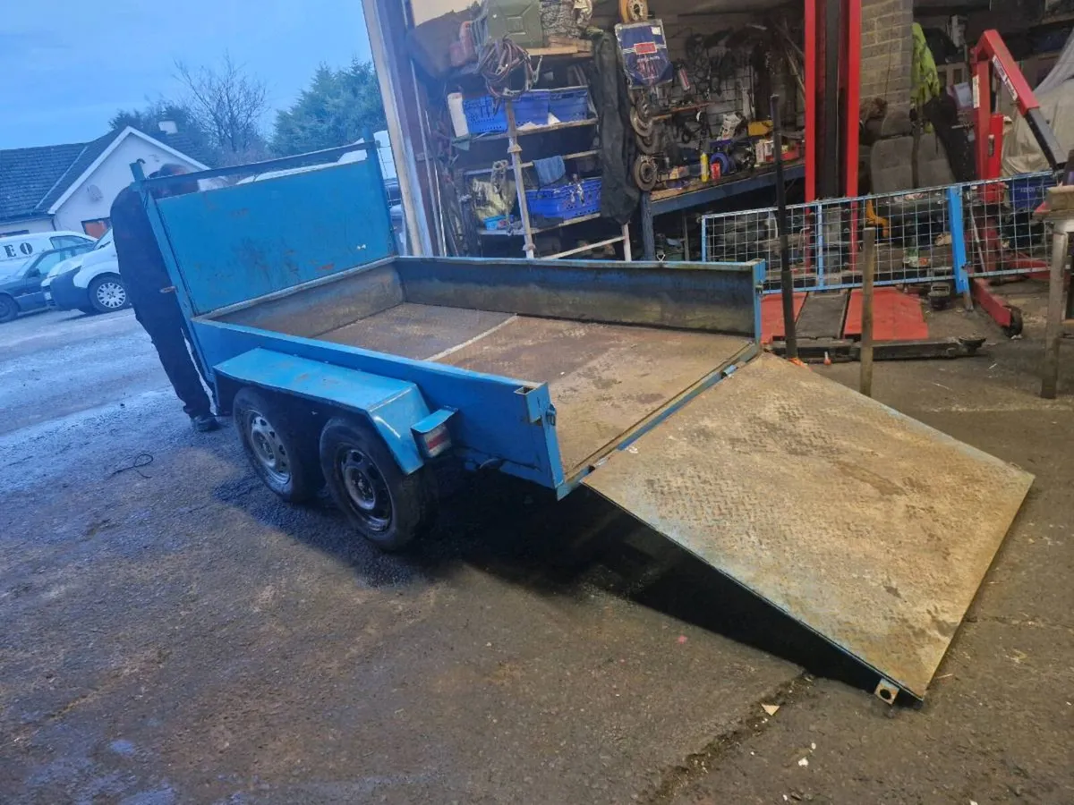 Trailer 8×4 - Image 1