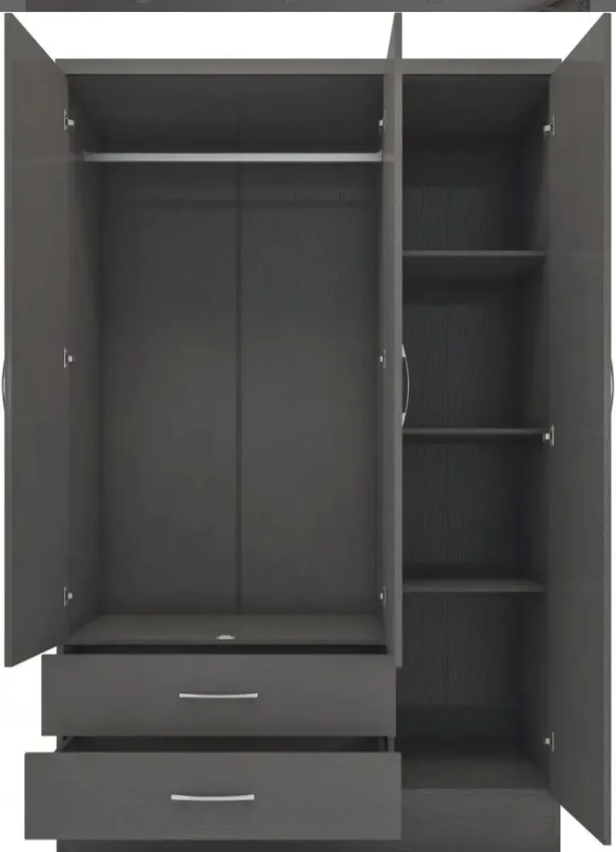 Nevada 3 Door 2 Drawer Mirrored Wardrobe - Image 4